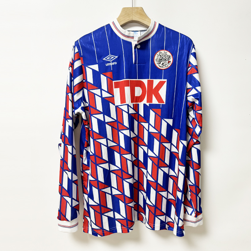 1990 Ajax (LS) Away