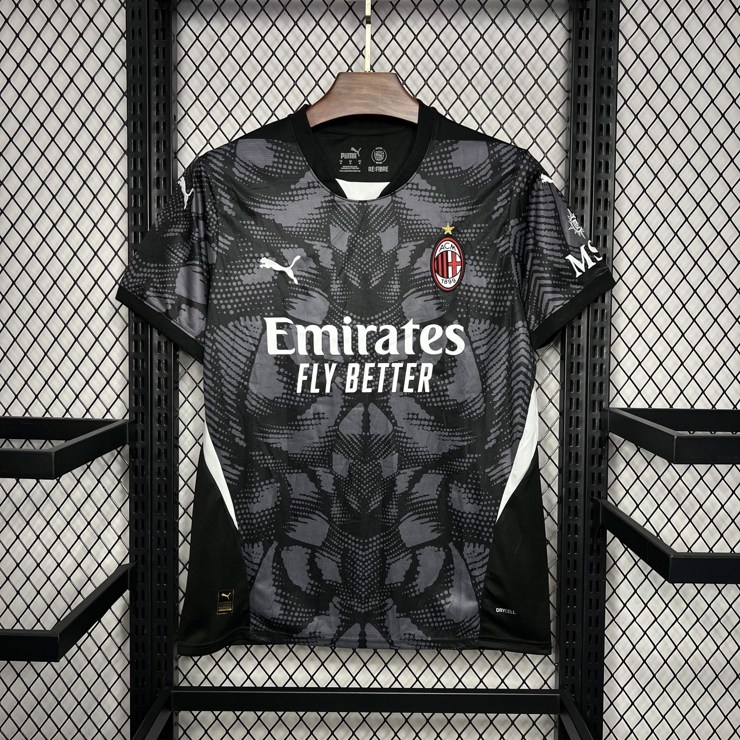 AC Milan 2024/25 Goalkeeper Jersey Black