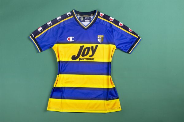 01 / 02 Parma home