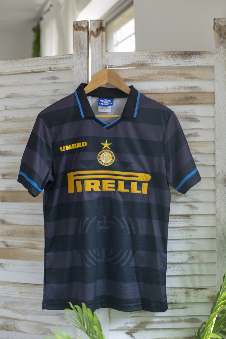 97 / 98 second away game of Inter Milan