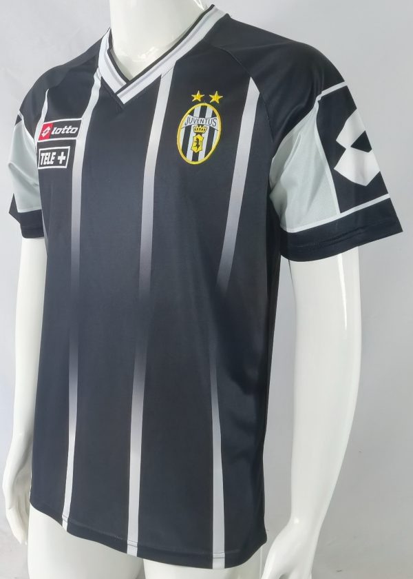 00-01 Juventus home - 图片 3