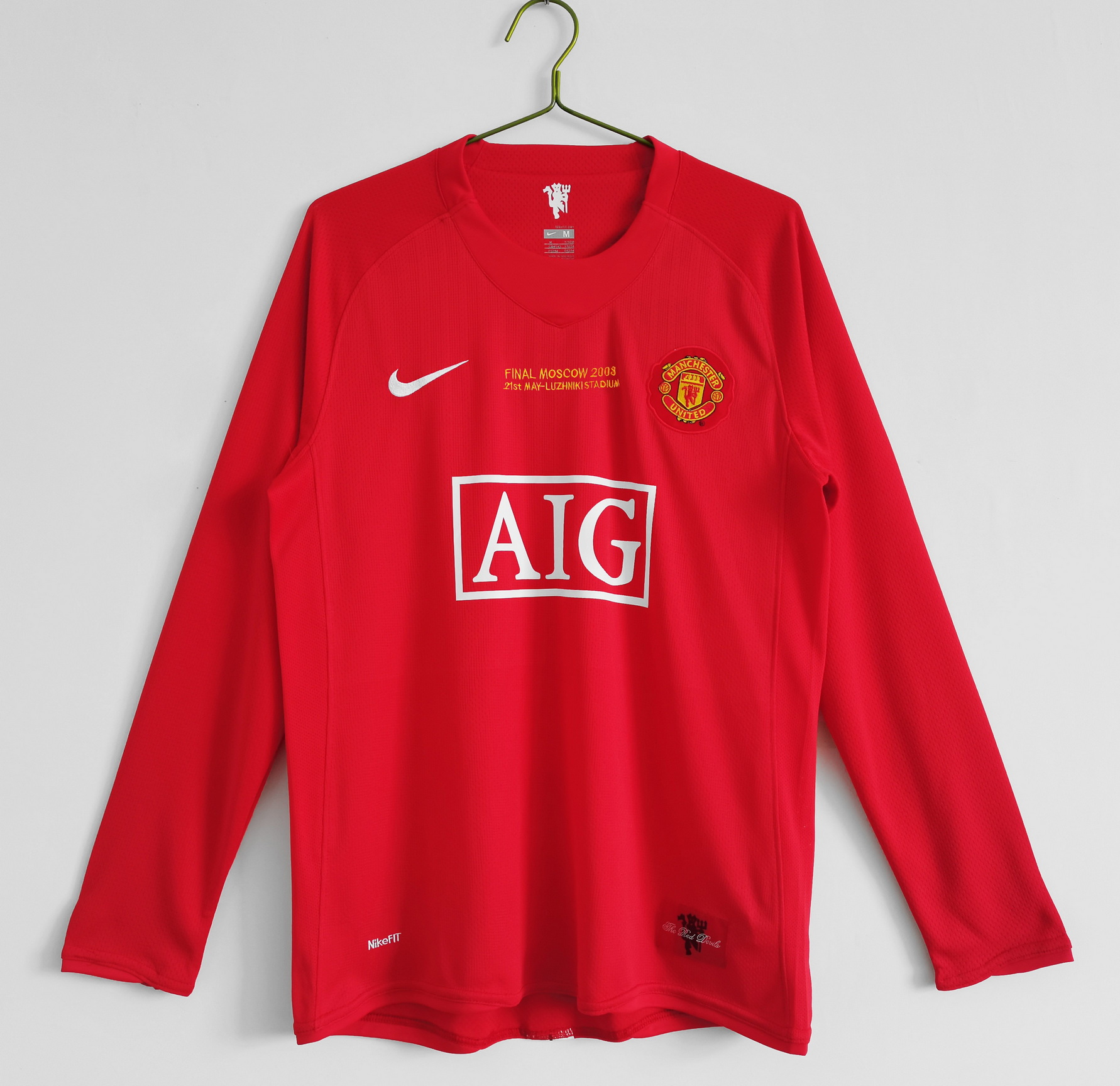 Long sleeves: 2007/08 Manchester United home Champions League