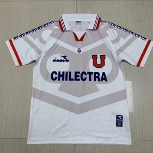 96 University of Chile away