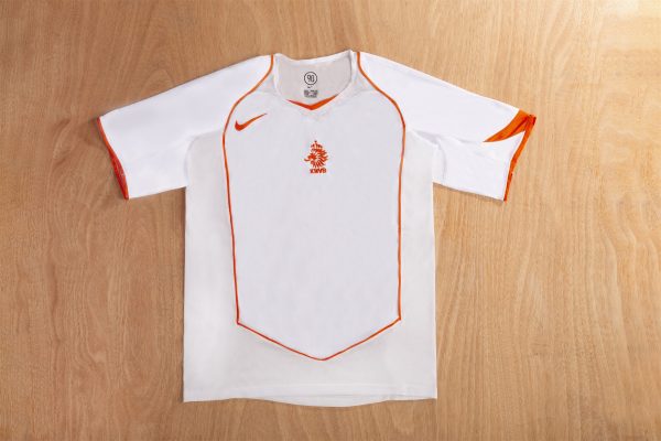 2004 Netherlands away