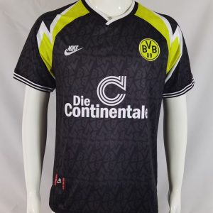 95-96 Dortmund away