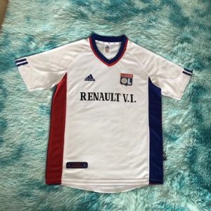 01/02 Lyon home