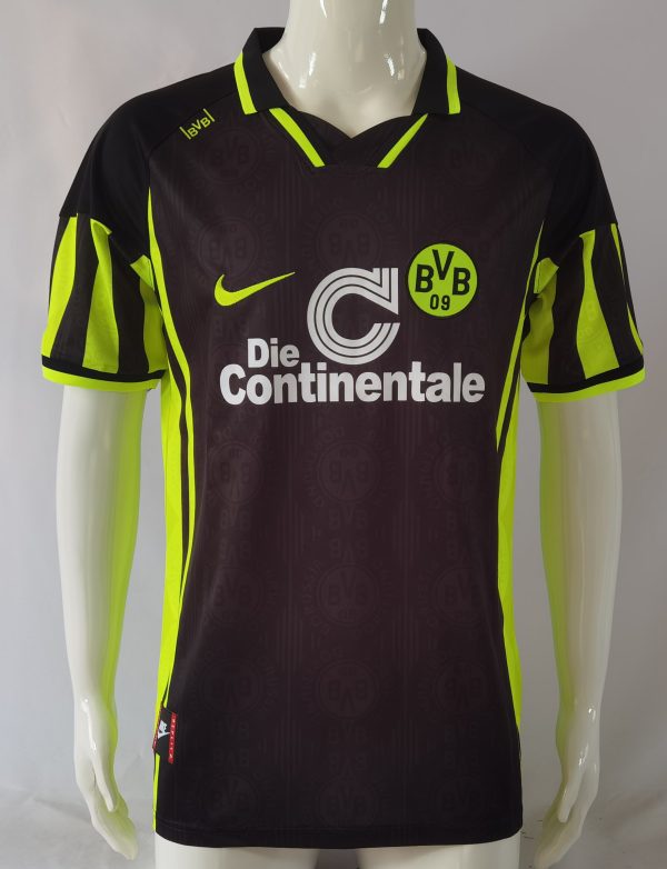 96/97 Dortmund away