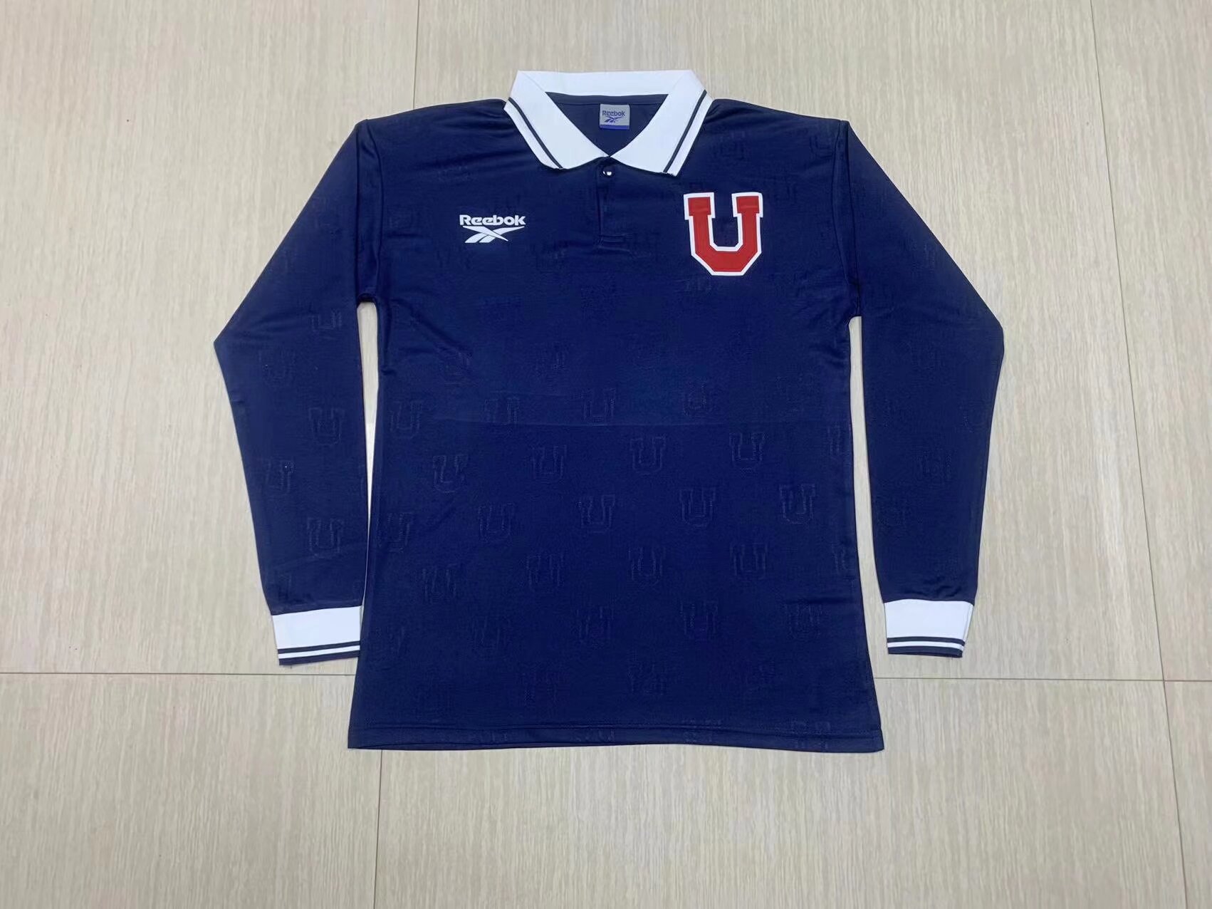 Long sleeves 98 University of Chile