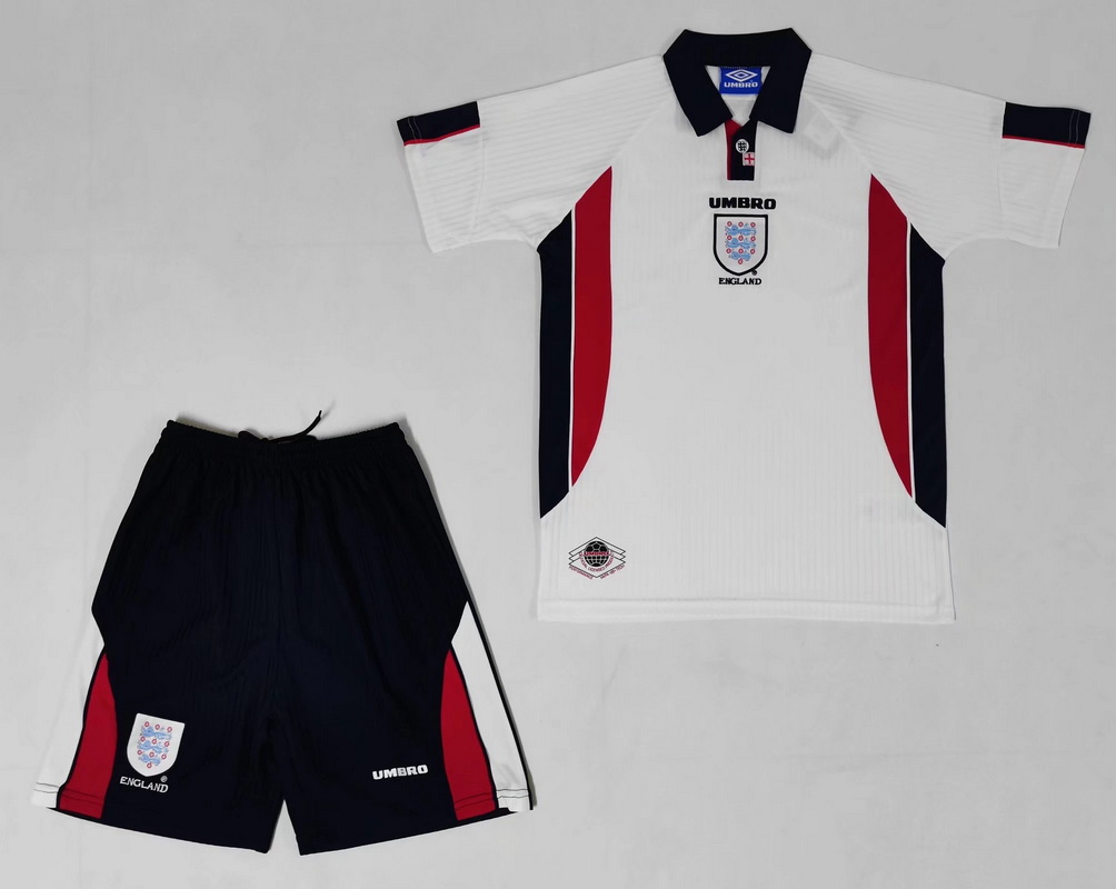 Children's clothing: England home in 1998