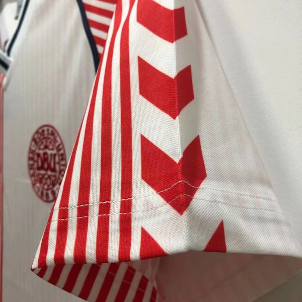 86 Denmark away - 图片 9
