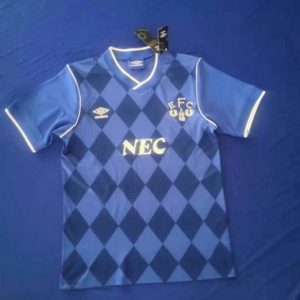 86/87 Everton Home