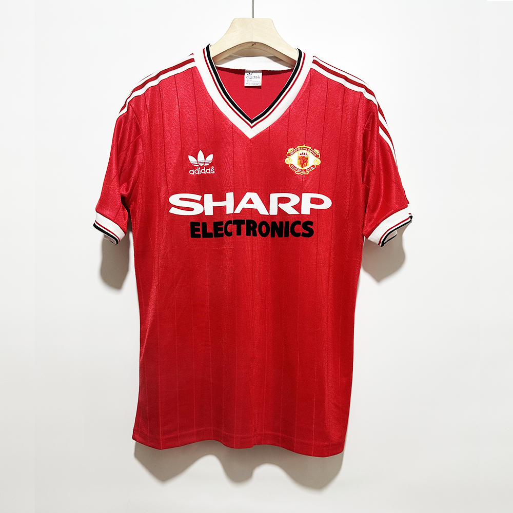 1982-83 Manchester united Home 2