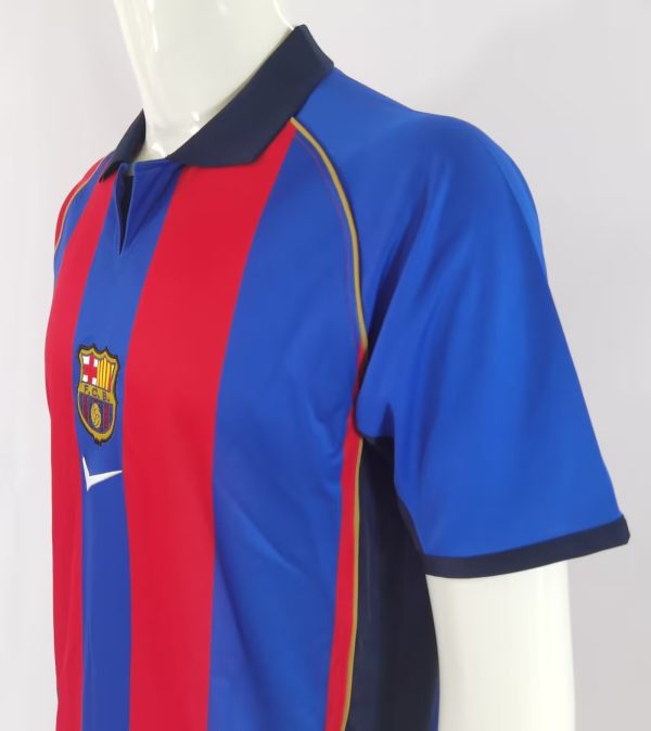 01-02 Barcelona home - 图片 4