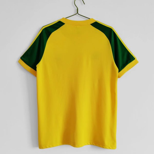 1982 Wales away - 图片 3