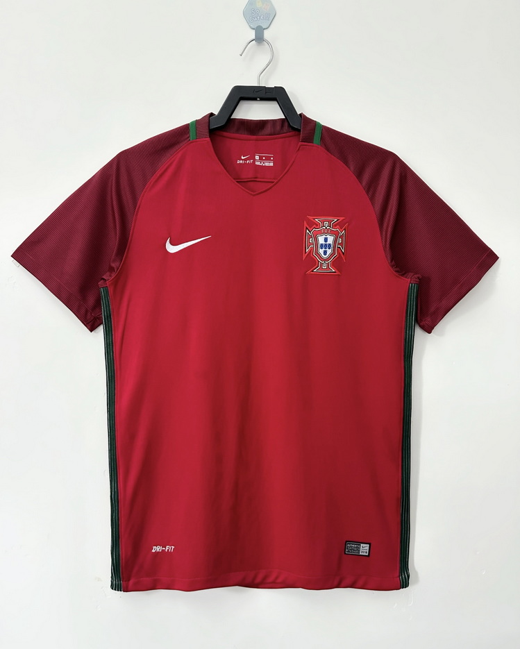 2016 Portugal home