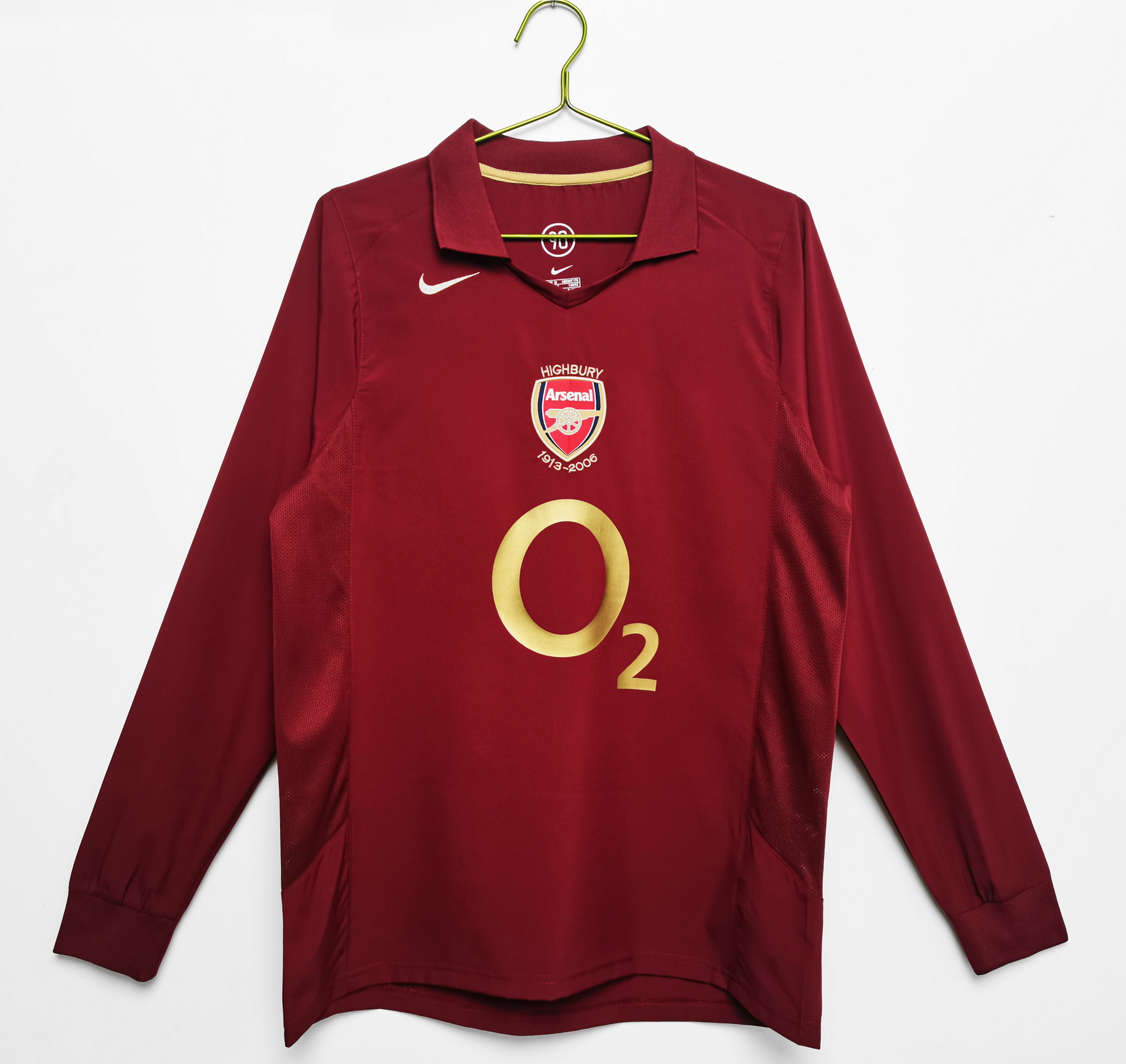 Long sleeve: 2005/06 Arsenal home