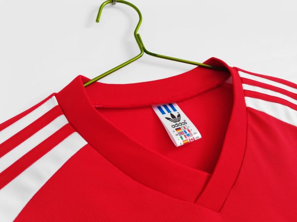 1982 Wales home - 图片 7