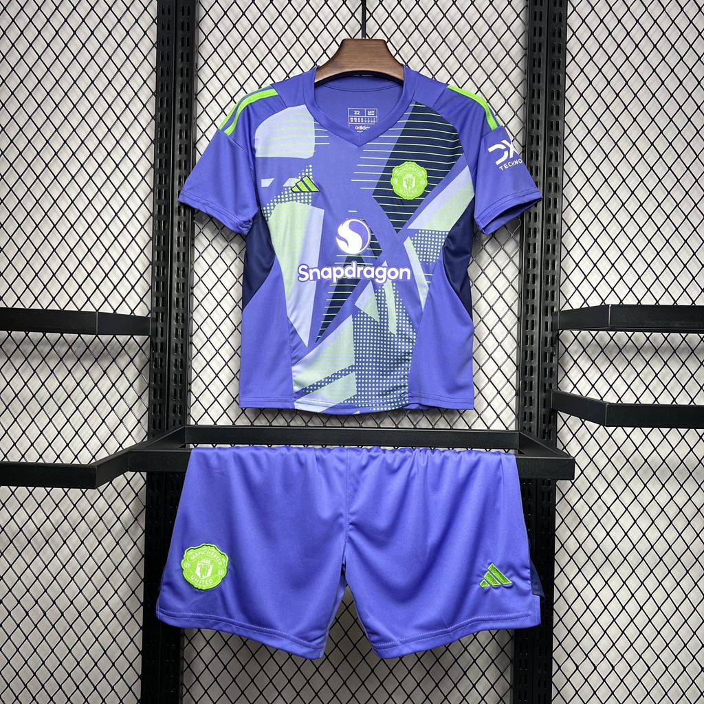 Manchester United 2024/25 Away Kids Kit