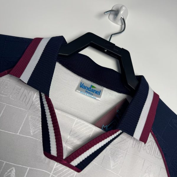 1999 West Ham away - 图片 3