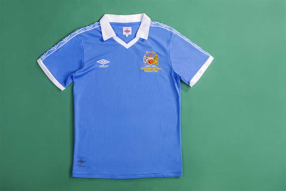 81 / 82 Manchester City home