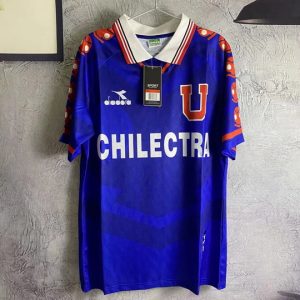1996 University of Chile home short sleeves