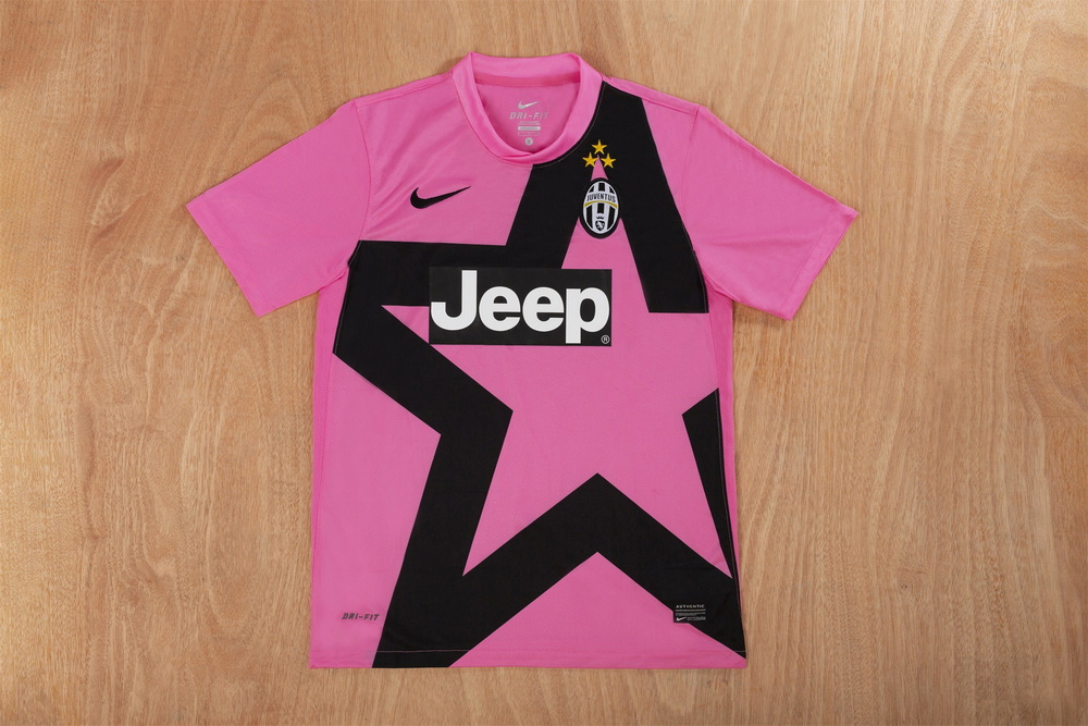 12/13 Juventus second away