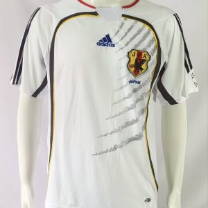 06 Japan away