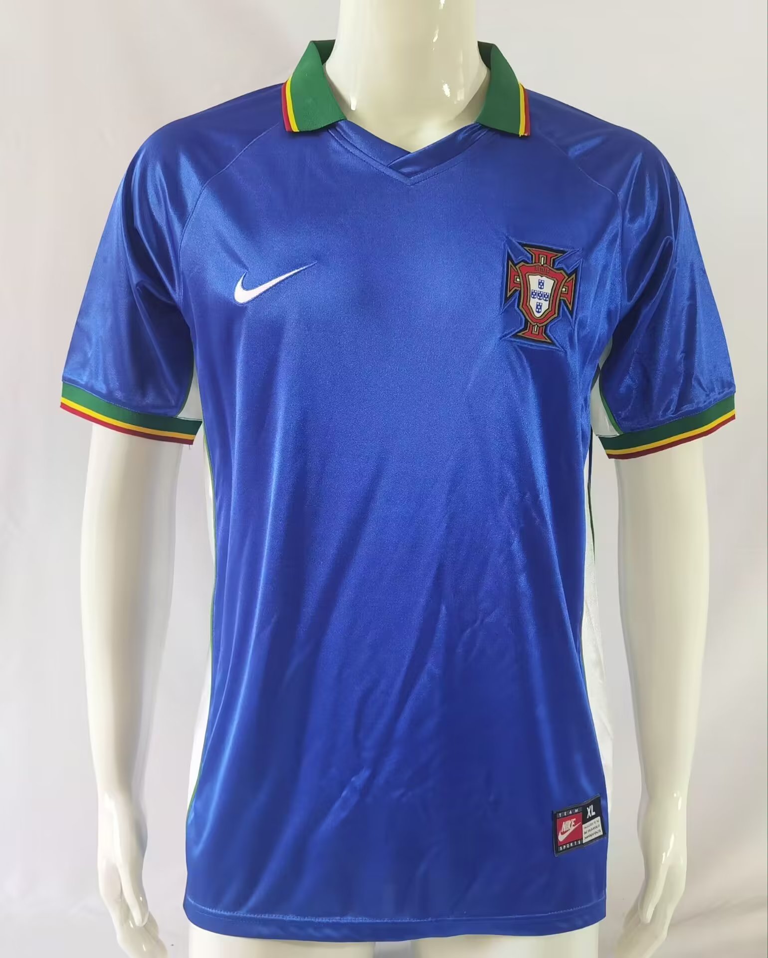 1998 Portugal away