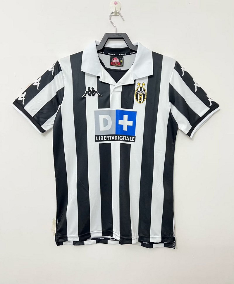 99/00 Juventus home