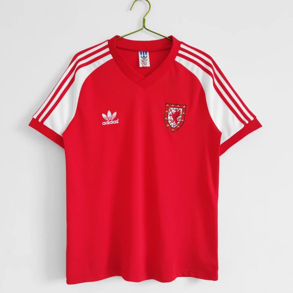 1982 Wales home