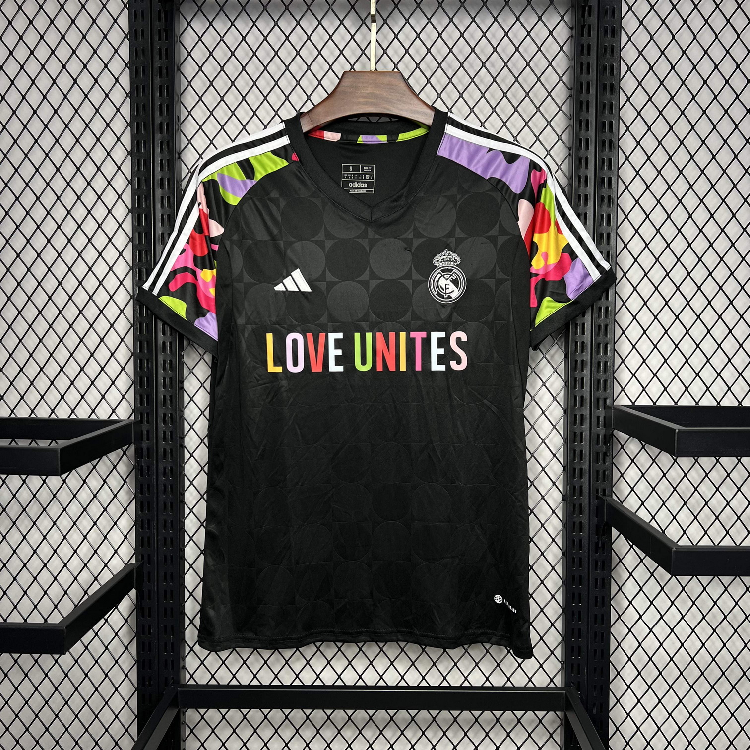 Real Madrid 2024/25 Pre-Match Training Jersey
