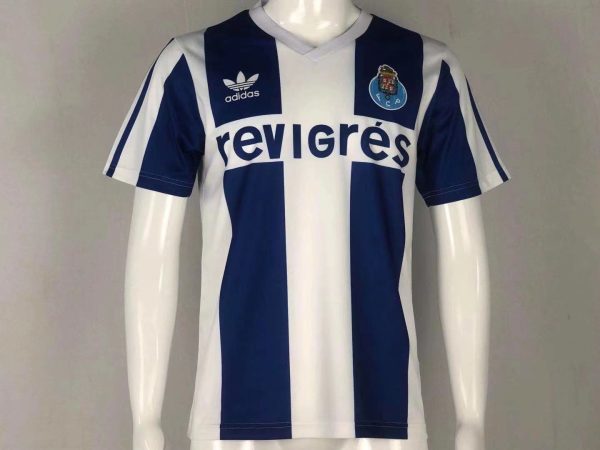 90-93 Porto home