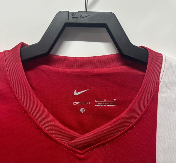 2010 Serbia home - 图片 3