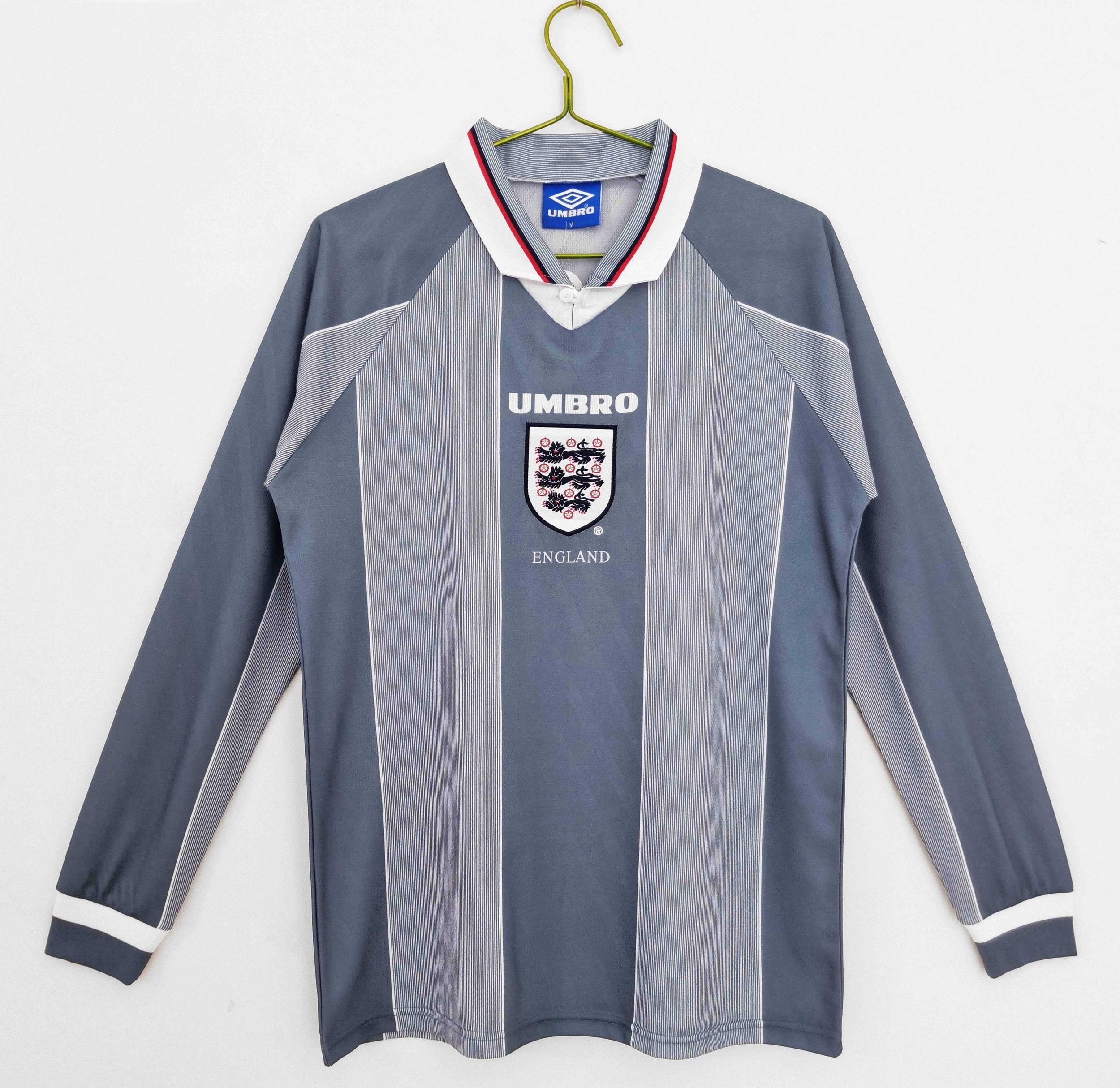 Long sleeves: England away in 1996