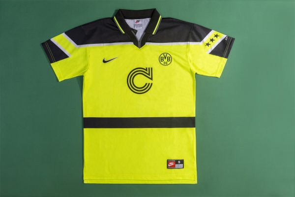 96 / 97 Dortmund Champions League home