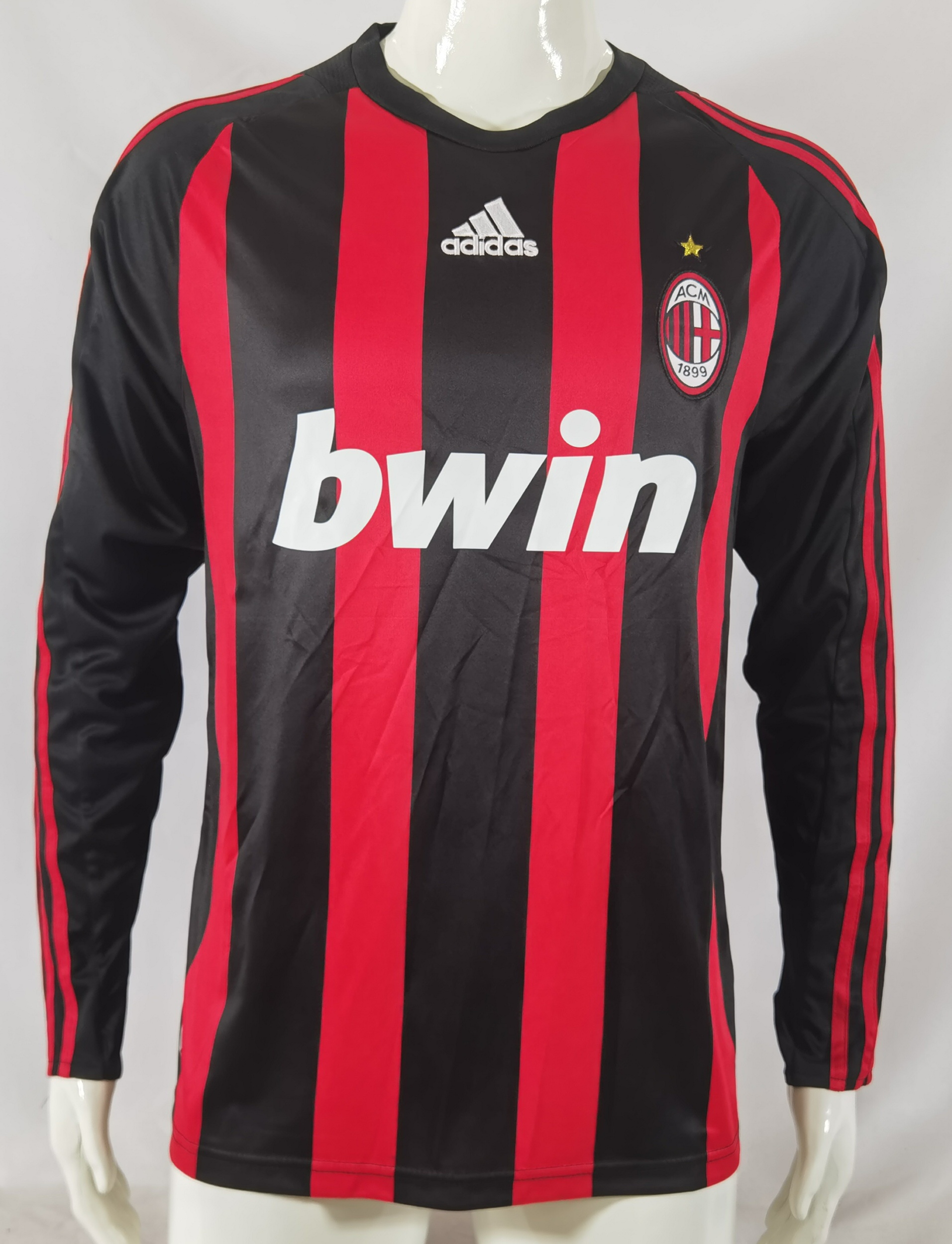 Long sleeve: 08-09 AC Milan home