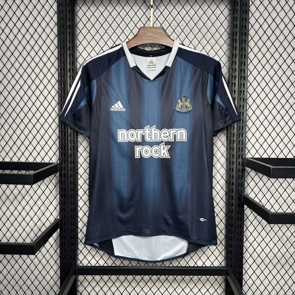 Newcastle United 2004/05 Away Retro Jersey