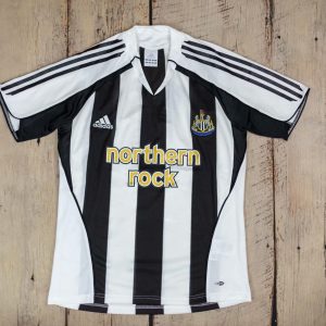 05 / 06 Newcastle home