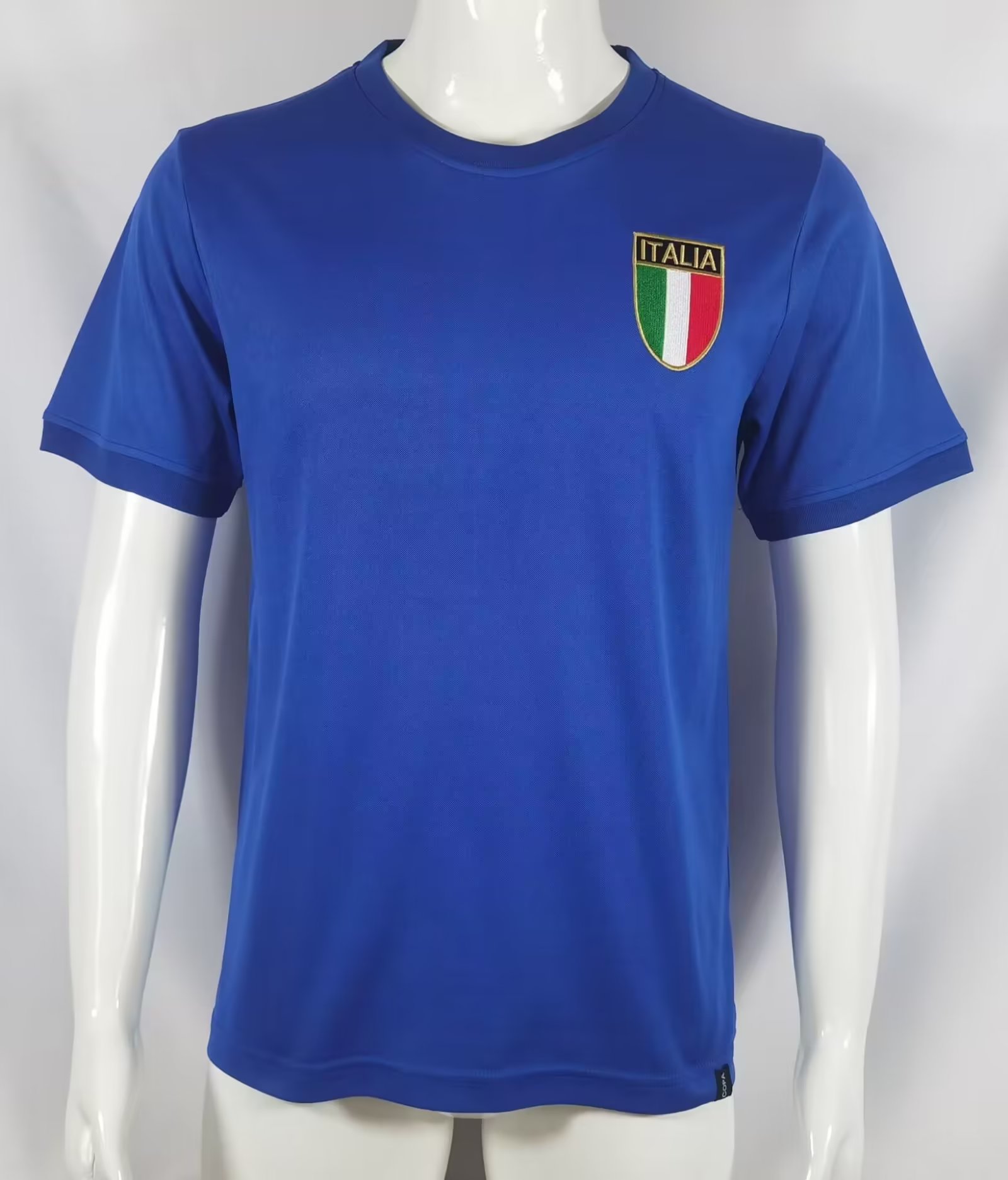 70 Italy home