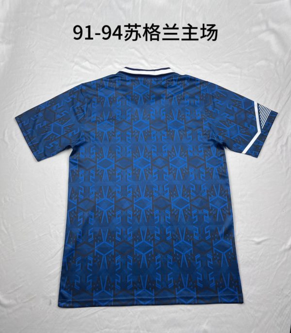 91-94 Scotland Home - 图片 2